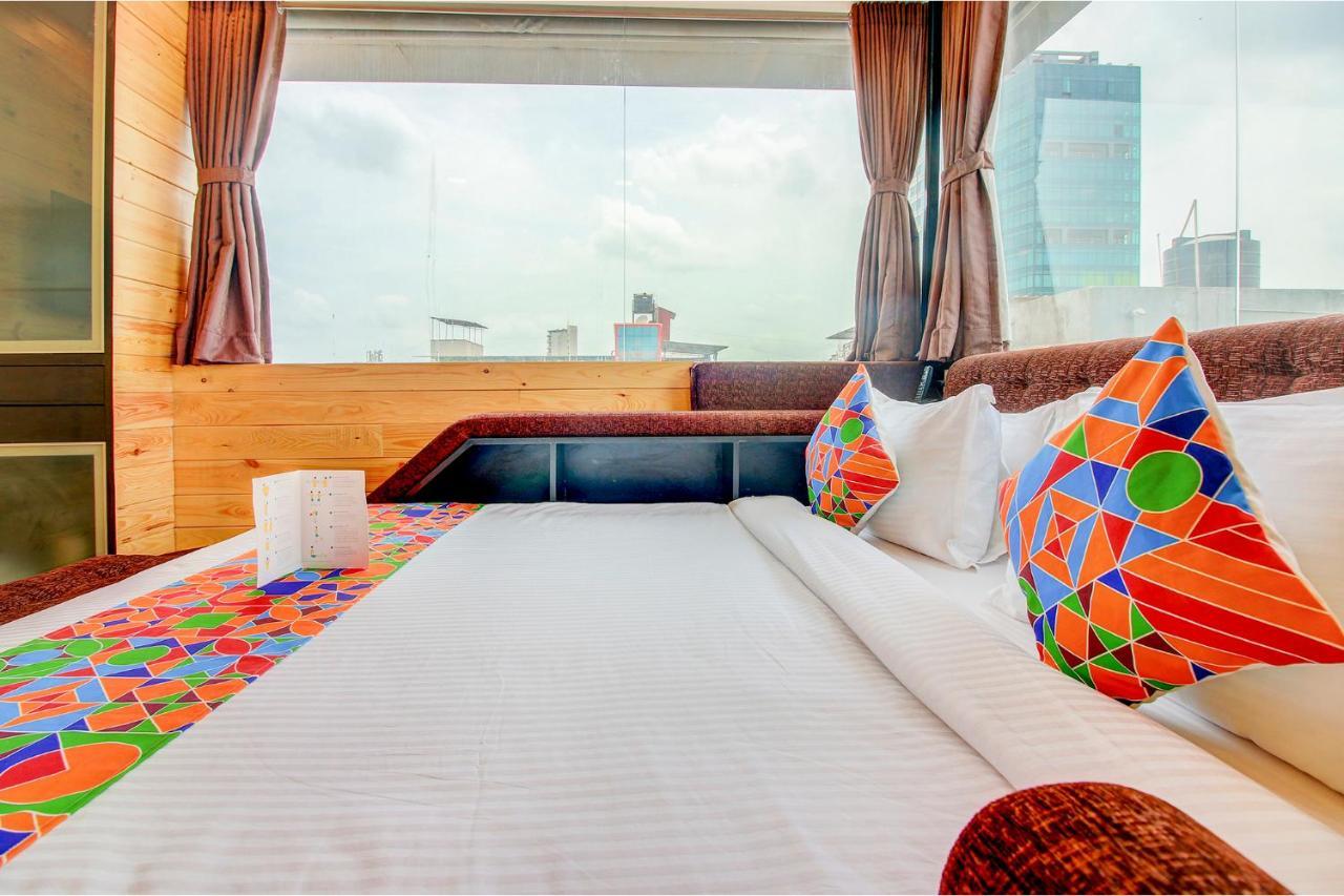 נאווי מומבאי Hotel Radana Vashi Navimumbai מראה חיצוני תמונה