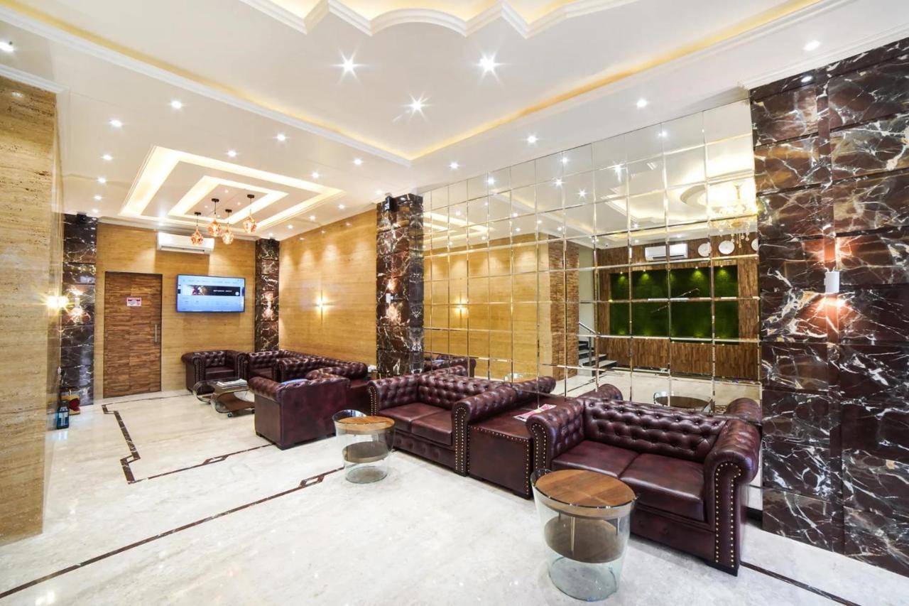 נאווי מומבאי Hotel Radana Vashi Navimumbai מראה חיצוני תמונה