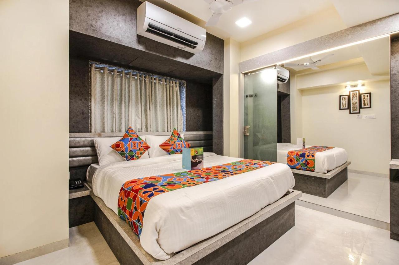 נאווי מומבאי Hotel Radana Vashi Navimumbai מראה חיצוני תמונה