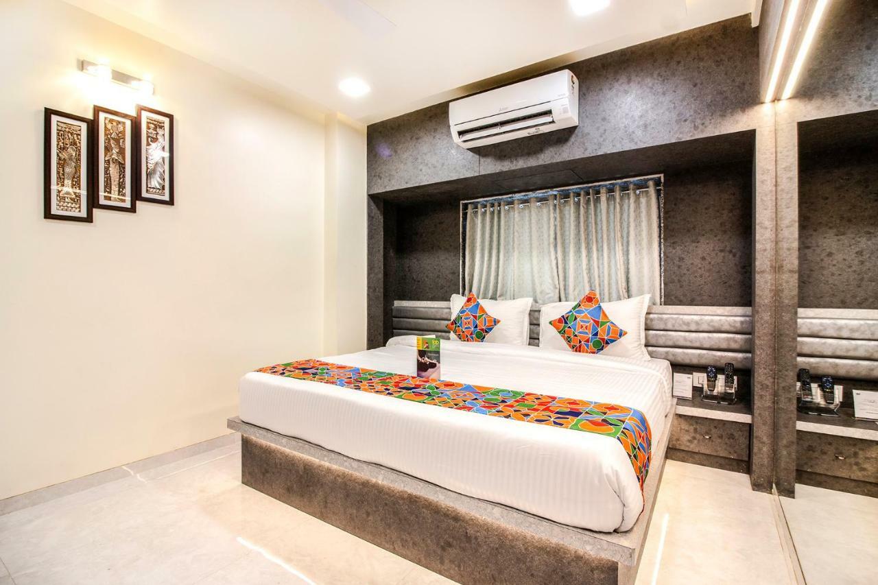 נאווי מומבאי Hotel Radana Vashi Navimumbai מראה חיצוני תמונה